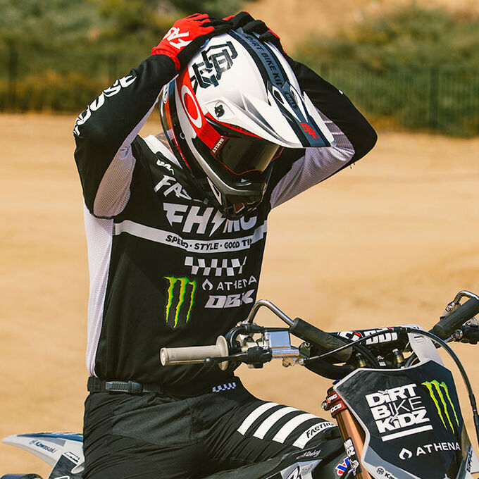 Bell MX-9 Mips Helmet in action